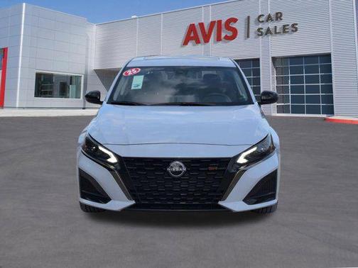 Pearl 2025 Nissan Altima SR AWD