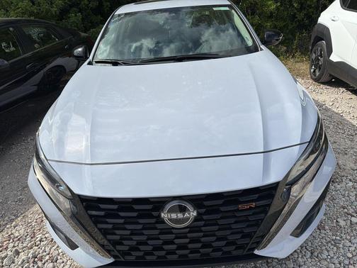 Pearl 2025 Nissan Altima SR AWD