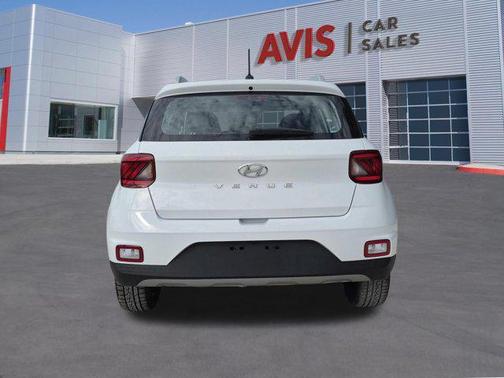 Lunar White 2025 Hyundai VENUE SEL