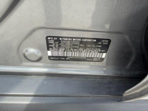 Mercury Gray Metallic 2025 Mitsubishi Outlander Sport SE