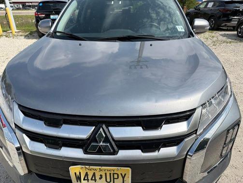 Mercury Gray Metallic 2025 Mitsubishi Outlander Sport SE
