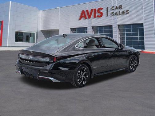 Abyss Black 2025 Hyundai SONATA SEL