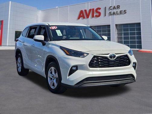 2024 Toyota Highlander LE