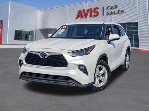 2024 Toyota Highlander LE