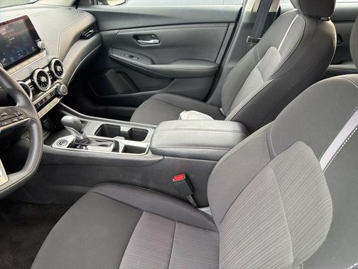 Super Black 2025 Nissan Sentra SV