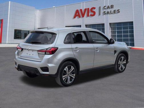 Alloy Silver Metallic 2025 Mitsubishi Outlander Sport SE
