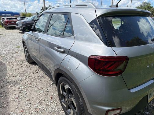 Shimmering Silver 2025 Hyundai VENUE SEL