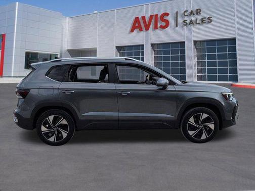 Gray 2025 Volkswagen Taos 1.5T SE