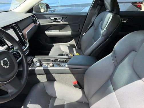 Platinum Grey Metallic 2025 Volvo V60 Cross Country Plus, B5 AWD Gas (mild hybrid)