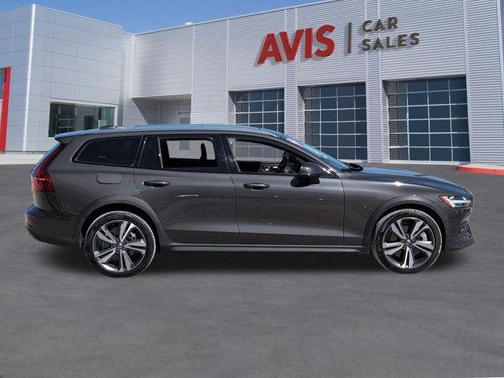Platinum Grey Metallic 2025 Volvo V60 Cross Country Plus, B5 AWD Gas (mild hybrid)