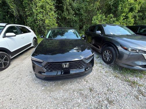 Crystal Black Pearl 2025 Honda Accord LX 1.5T