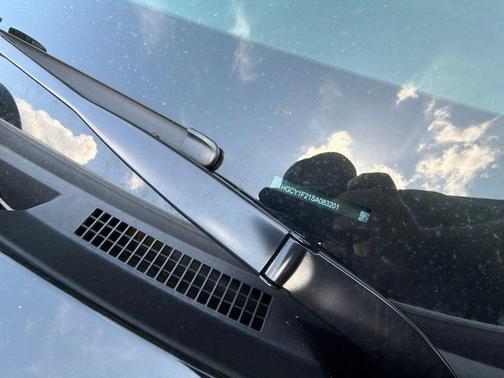 Crystal Black Pearl 2025 Honda Accord LX 1.5T