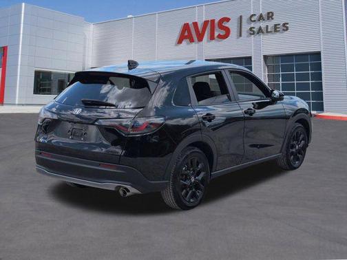 Crystal Black Pearl 2025 Honda HR-V AWD Sport