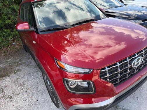 Ultimate Red 2025 Hyundai VENUE SEL