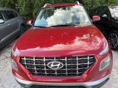 Ultimate Red 2025 Hyundai VENUE SEL