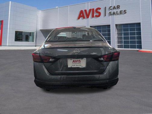 Gun Metallic 2025 Nissan Altima SR AWD