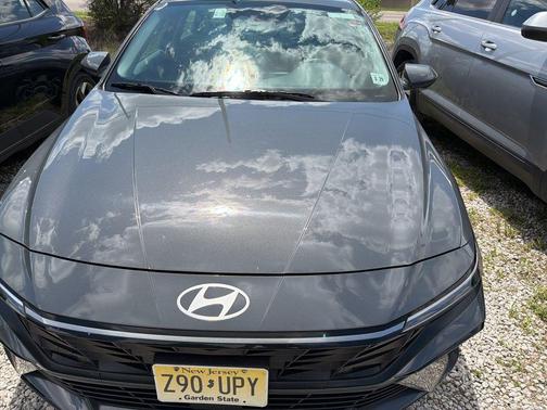Gray 2025 Hyundai ELANTRA SEL