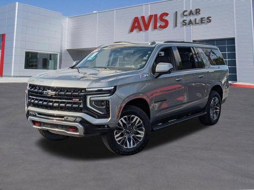 Sterling Gray Metallic 2025 Chevrolet Suburban 4WD Z71