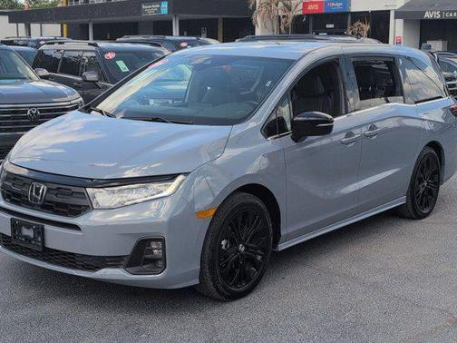 Sonic Gray Pearl 2025 Honda Odyssey Sport-L