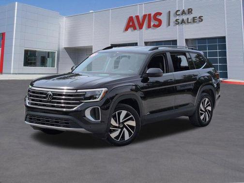 Deep Black Pearl 2025 Volkswagen Atlas 2.0T SE w/Technology