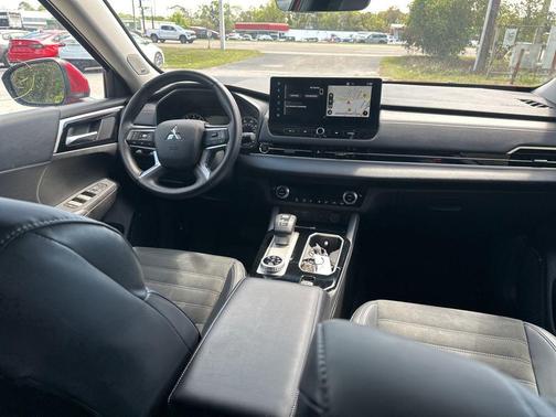 2025 Mitsubishi Outlander SE 2.5 S-AWC