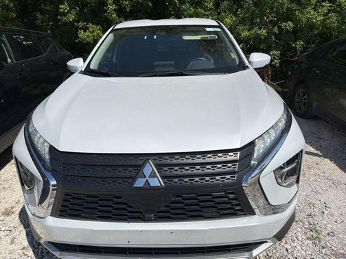 White Diamond 2025 Mitsubishi Eclipse Cross SE