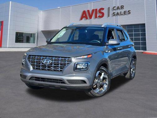 2025 Hyundai VENUE SEL