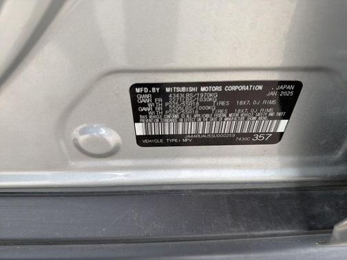 Alloy Silver Metallic 2025 Mitsubishi Outlander Sport SE