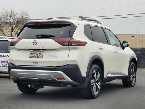 2023 Nissan Rogue Platinum