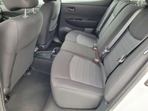 2024 Nissan Leaf SV PLUS