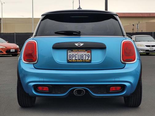 Blue 2015 MINI Hardtop Cooper S