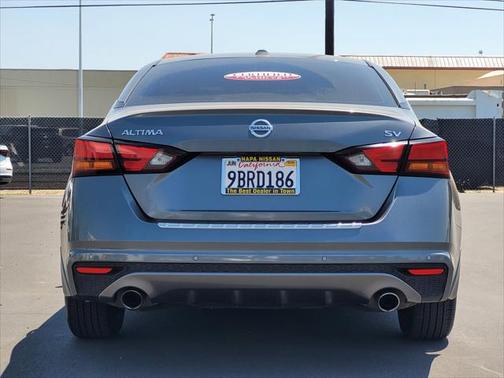 2022 Nissan Altima 2.5 SV