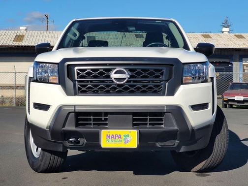 2024 Nissan Frontier S