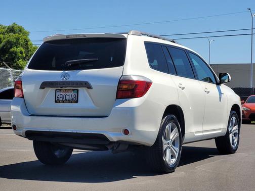 Blizzard Pearl 2009 Toyota Highlander Sport