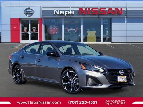 2023 Nissan Altima SR FWD