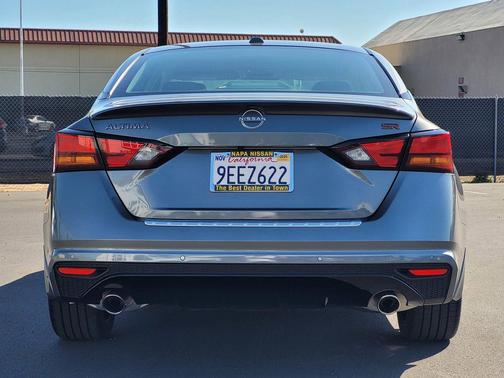 2023 Nissan Altima SR FWD
