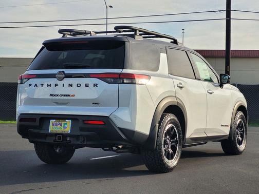 2025 Nissan Pathfinder Rock Creek 4WD