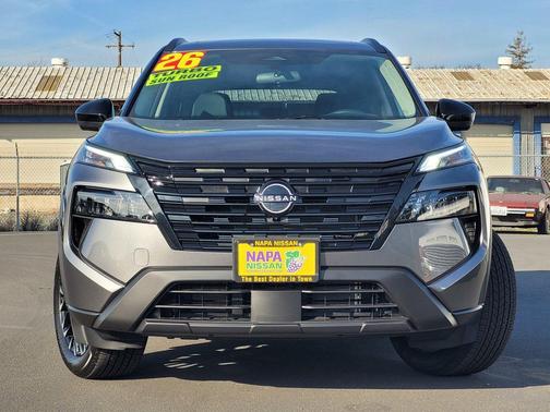 2026 Nissan Rogue Dark Armor