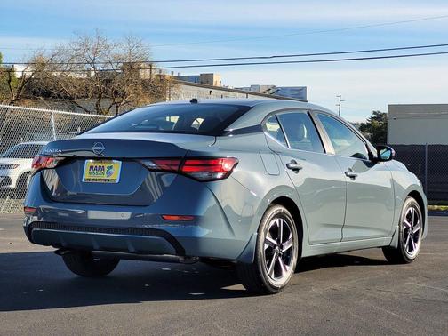 2025 Nissan Sentra SV