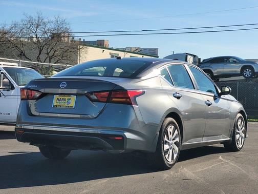 2020 Nissan Altima S FWD