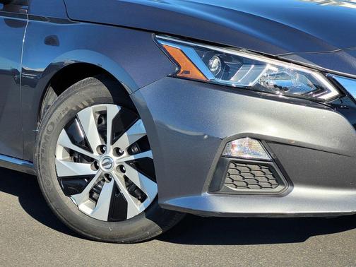 2020 Nissan Altima S FWD