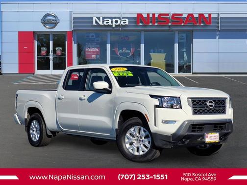 2024 Nissan Frontier SV