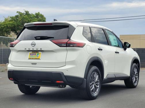 2025 Nissan Rogue S