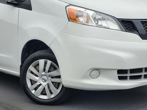 2020 Nissan NV200 SV