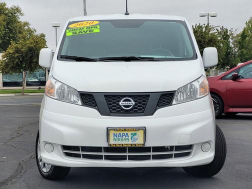 2020 Nissan NV200 SV