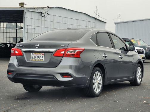 2018 Nissan Sentra SV