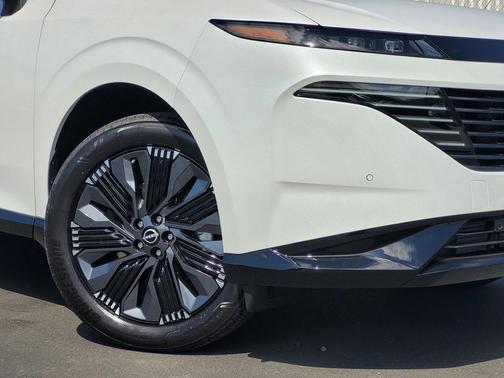 2025 Nissan Murano Platinum