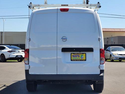Fresh Powder 2020 Nissan NV200 S