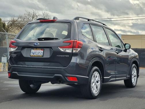 2021 Subaru Forester Base