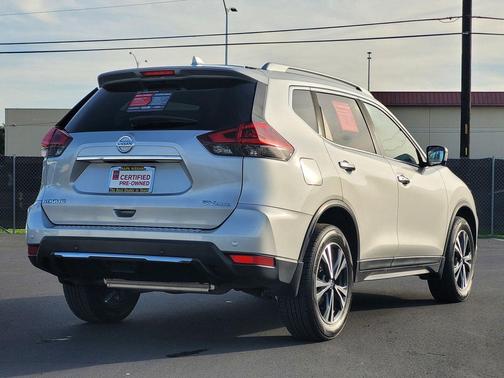 2020 Nissan Rogue SV